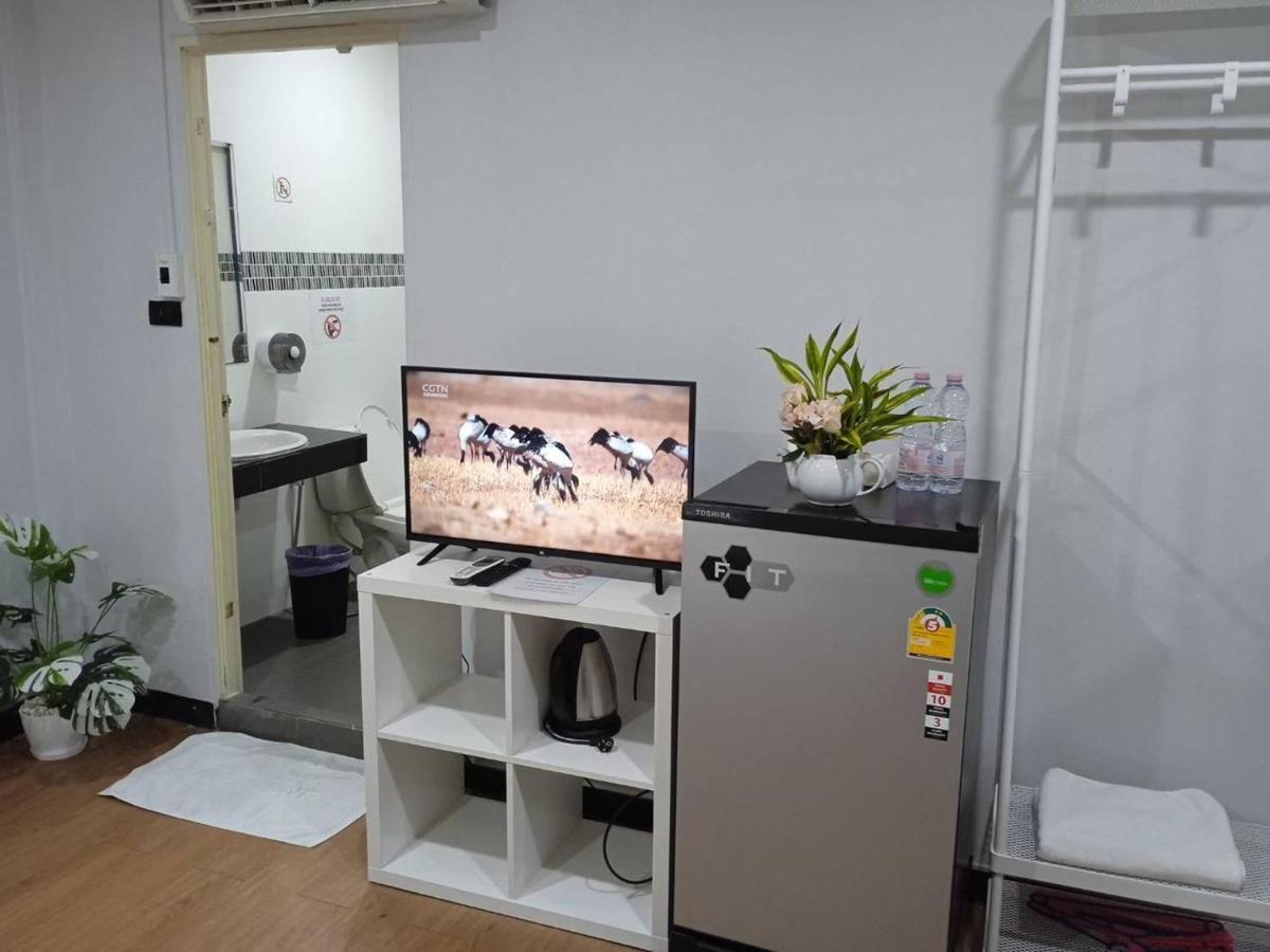 Nk Guesthouse 1 バンコク都 エクステリア 写真