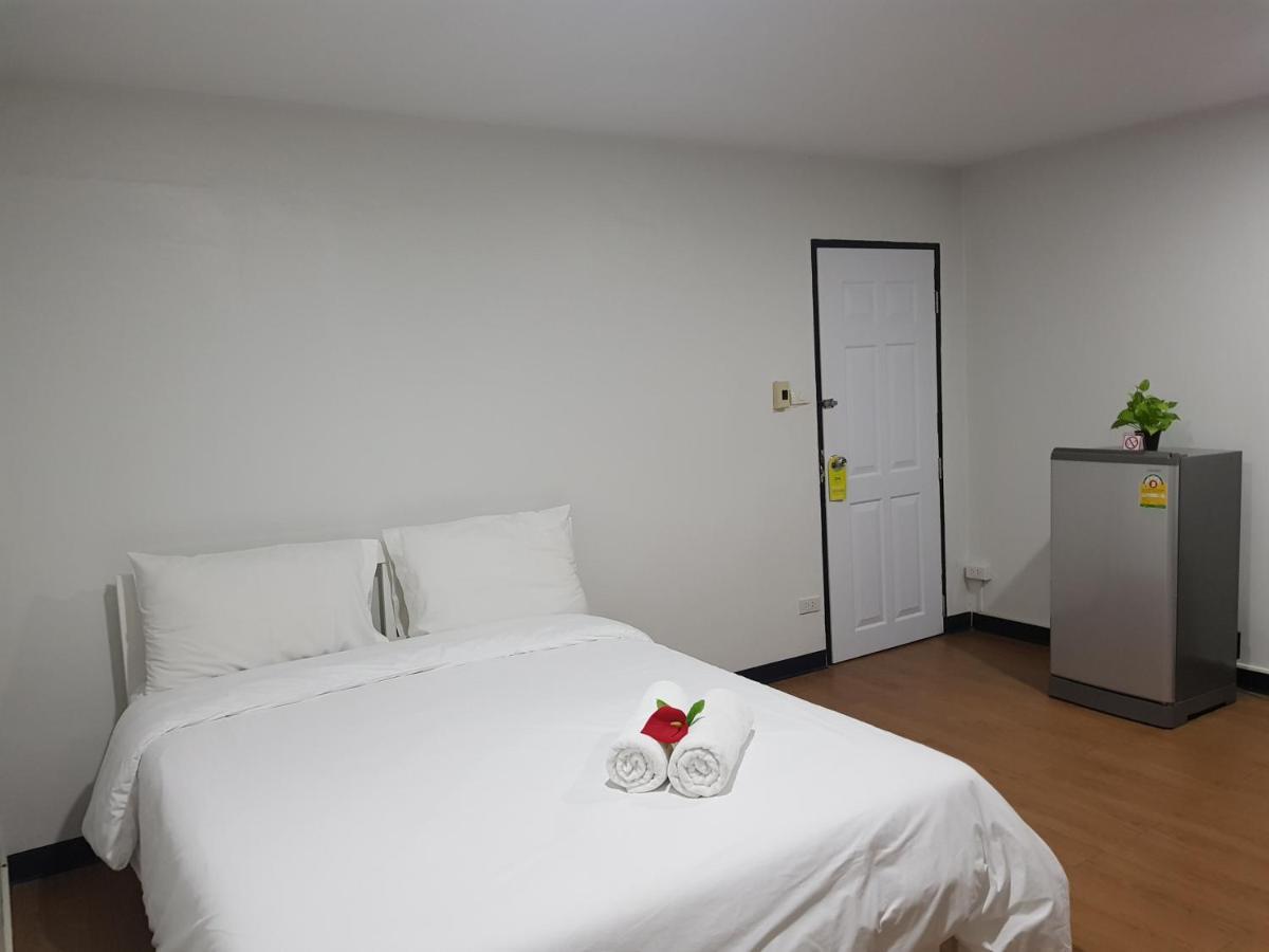 Nk Guesthouse 1 バンコク都 エクステリア 写真