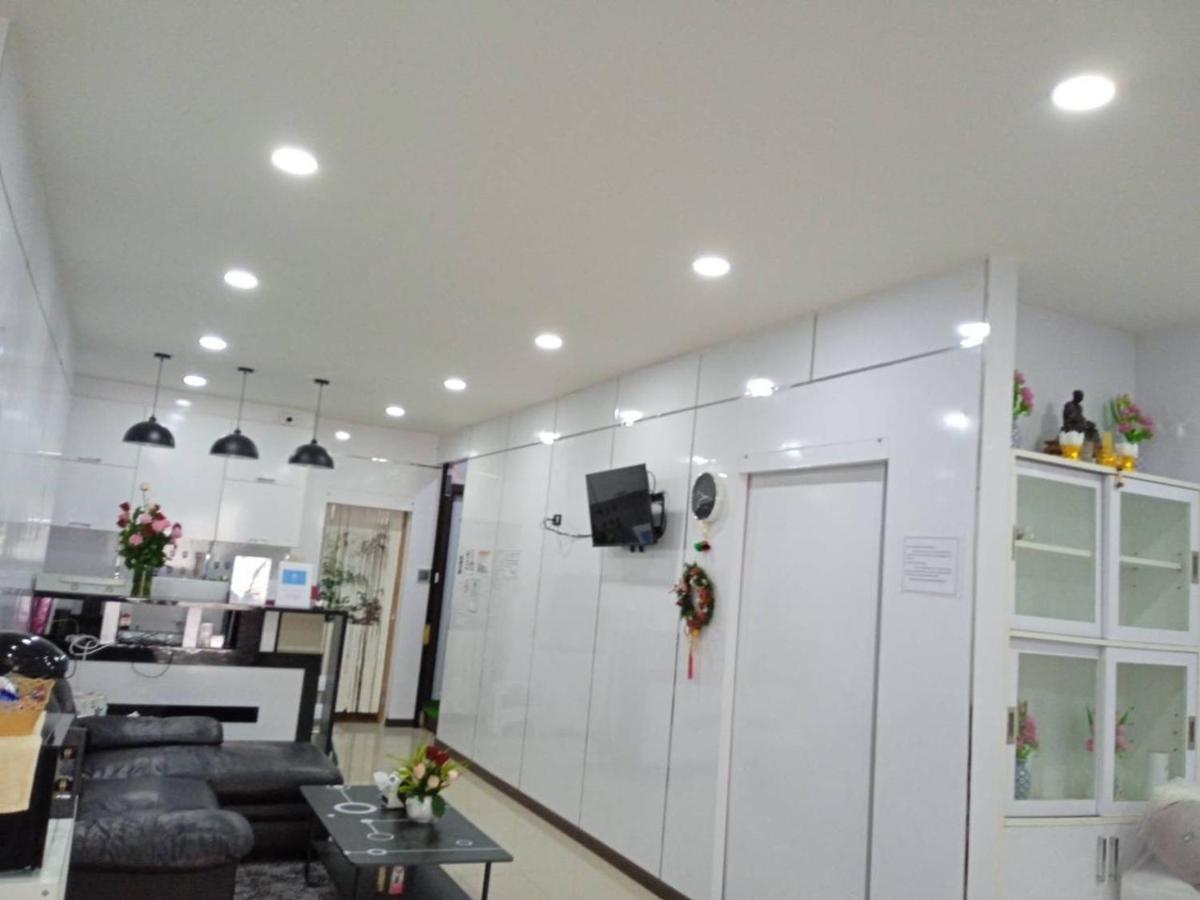 Nk Guesthouse 1 バンコク都 エクステリア 写真