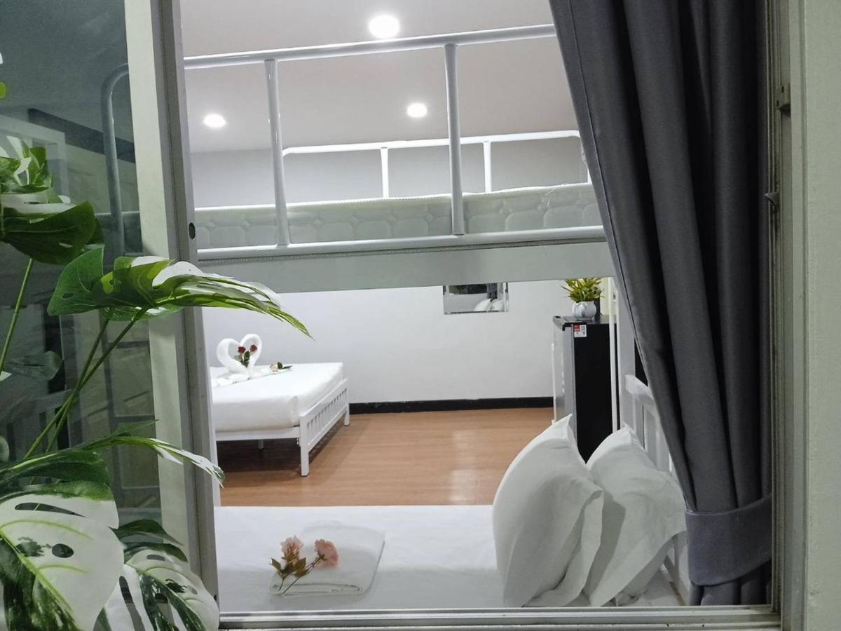 Nk Guesthouse 1 バンコク都 エクステリア 写真