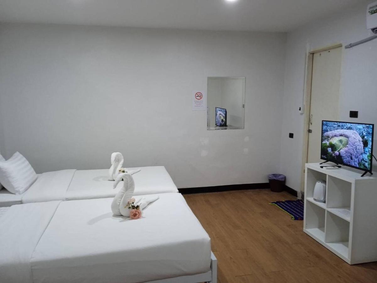 Nk Guesthouse 1 バンコク都 エクステリア 写真