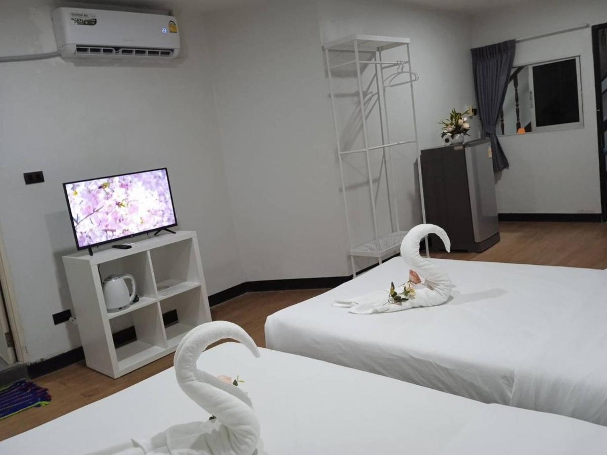Nk Guesthouse 1 バンコク都 エクステリア 写真
